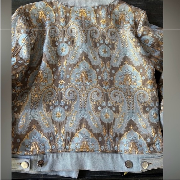Elegant Women's Blue and Gold Bomber Jacket - Picture 13 of 16